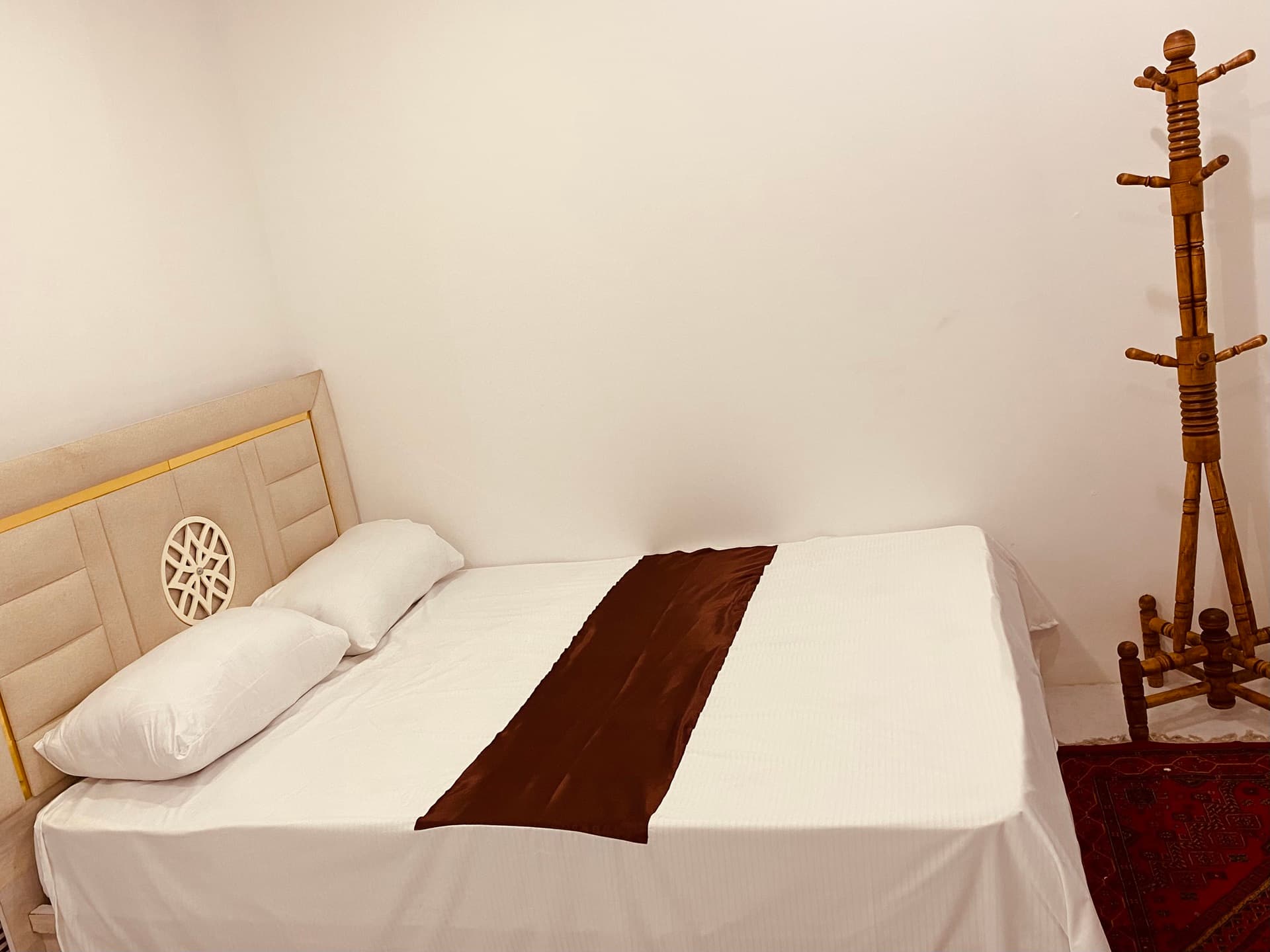 Private Room With One King Size Bed